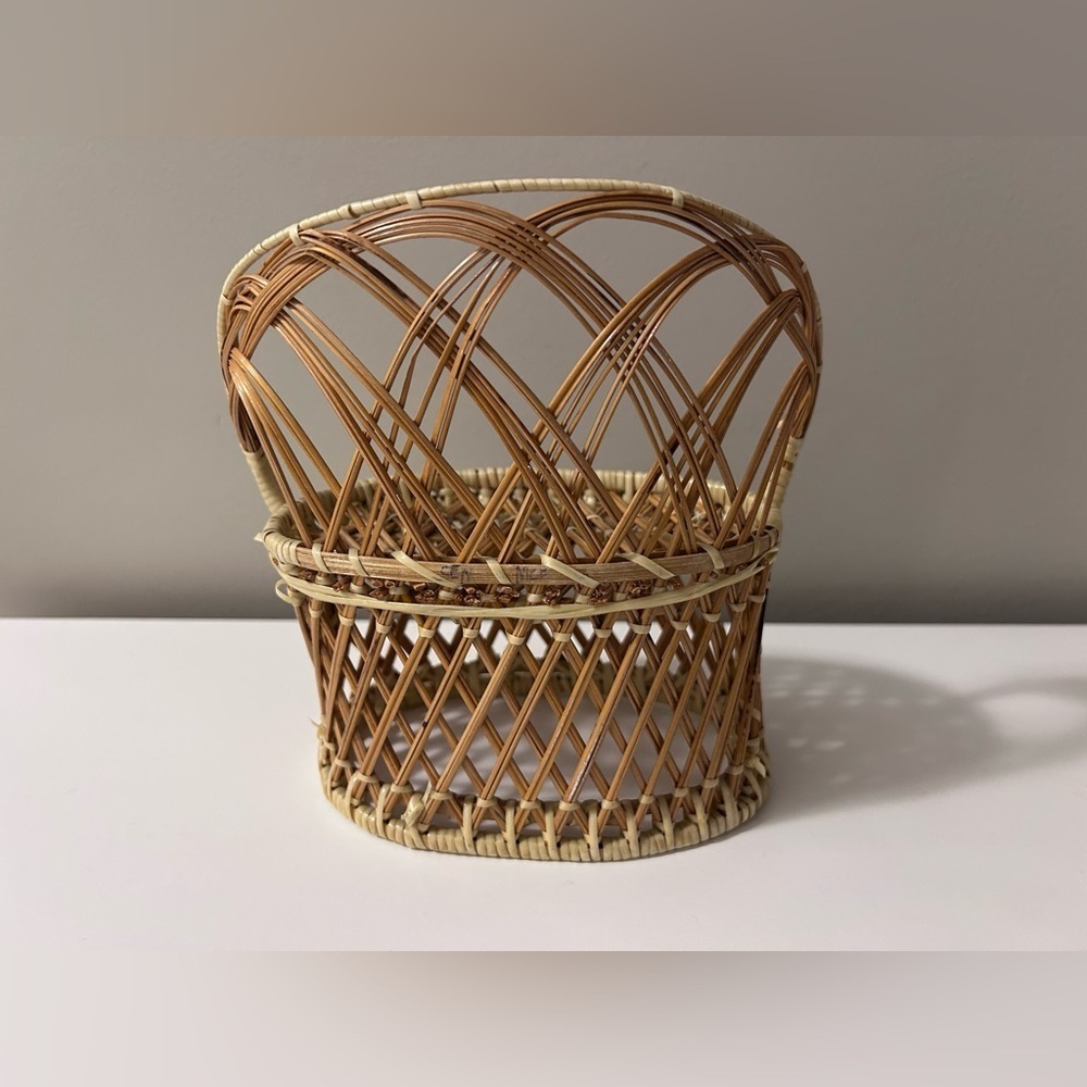 Vintage mini Wicker barbie doll furniture Chairs fan back peacock chairs settee - Picture 5 of 16